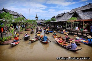 Pattaya-Floating-Markets-1